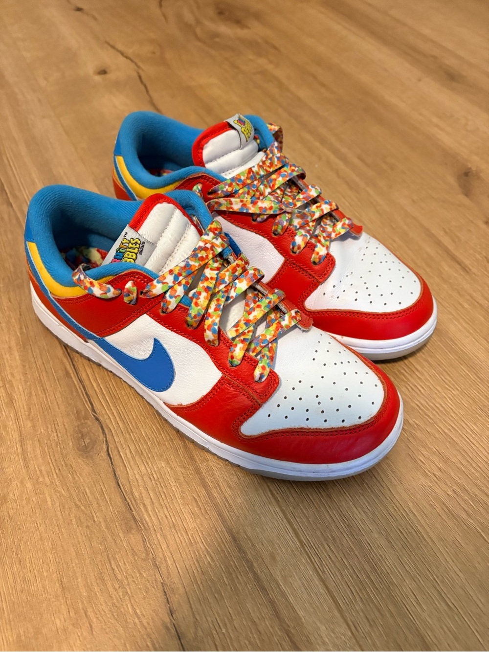 Nike Kids Low-Top Sneakers - White, Red, Blue, Yellow
